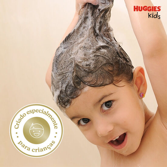 Shampoo Huggies Kids Nutrição e Força Enrolados - 360 ml